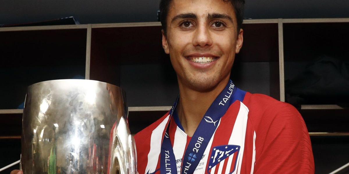 Balón de oro con mimbres atléticas