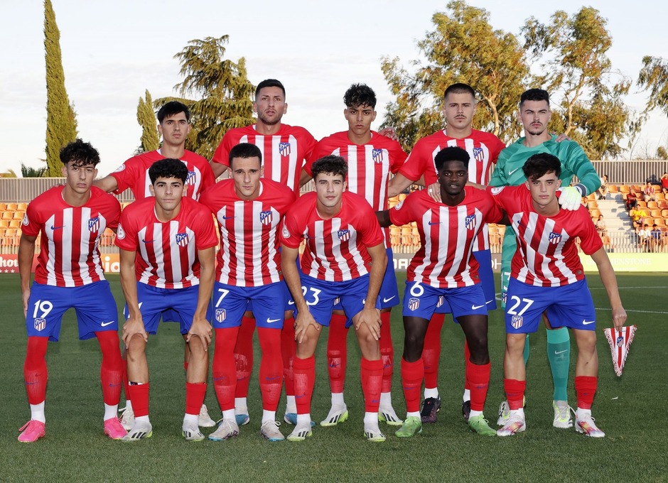 El Atleti B comienza la temporada con victoria y dos jugadores que estuvieron con el primer equipo